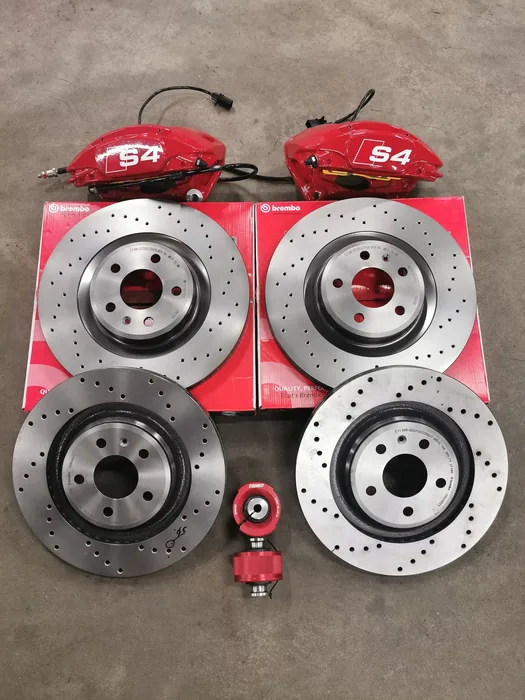 Audi S4 bremžu sistēmas maiņa